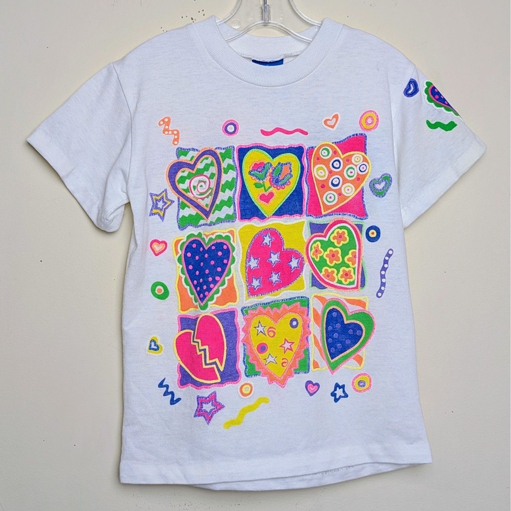 Vintage New Moves Hearts Valentines‎ Neon Puff Print AOP Single Stitch Shirt 5-6